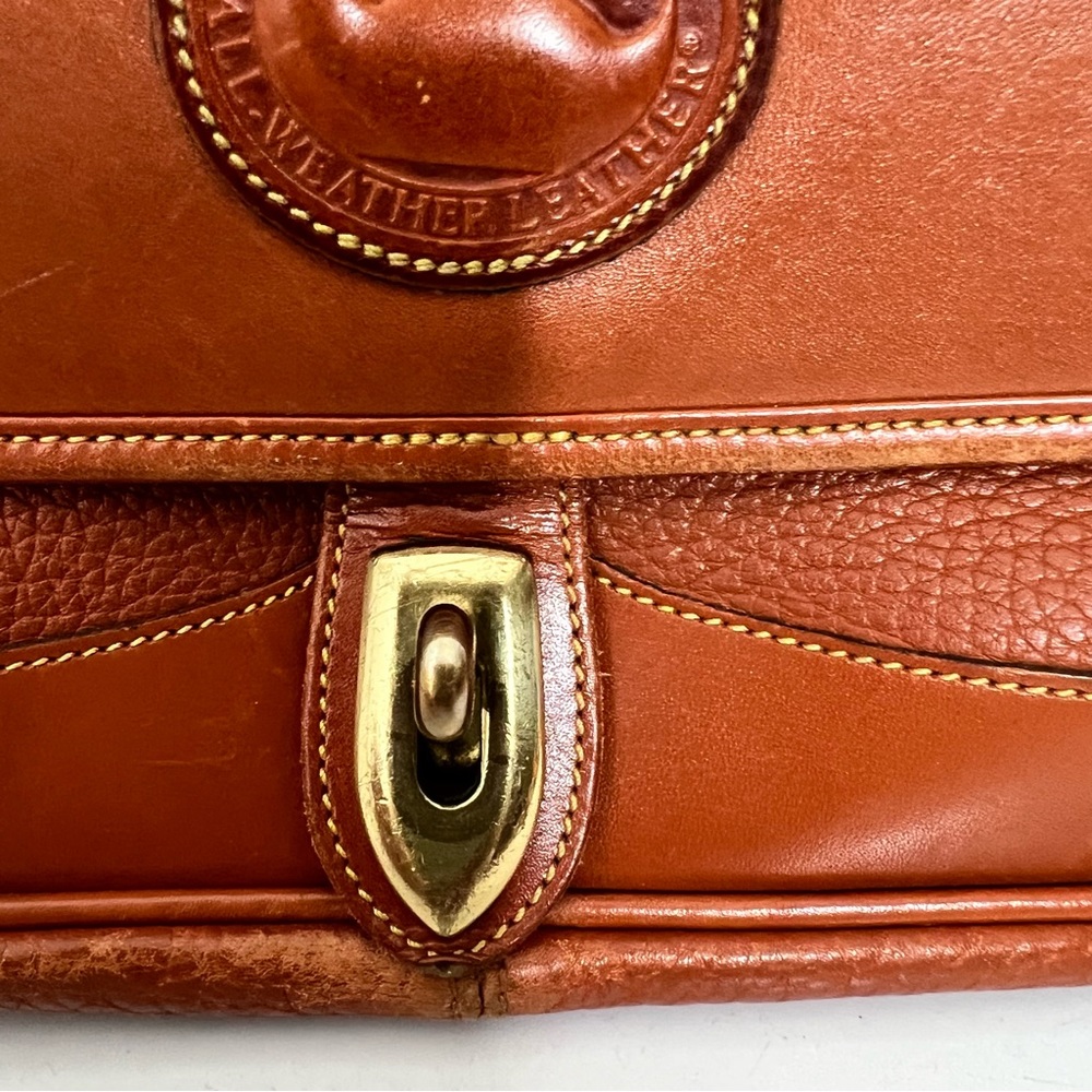 Dooney and Bourke vintage top handle shoulder carrier crossbody British tan bag - Picture 5 of 17